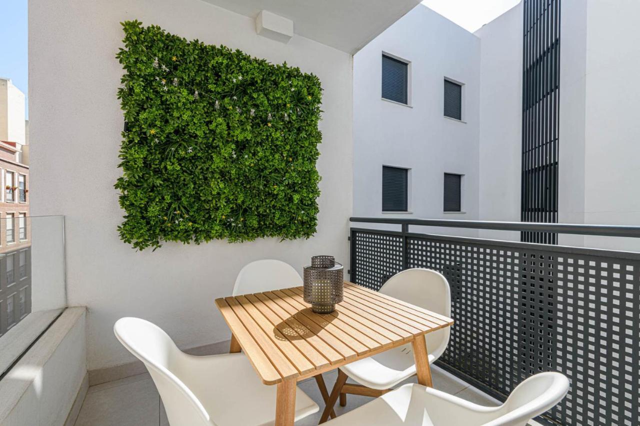Constancia Apartment In Malaga By Solaga Holiday Homes Dış mekan fotoğraf