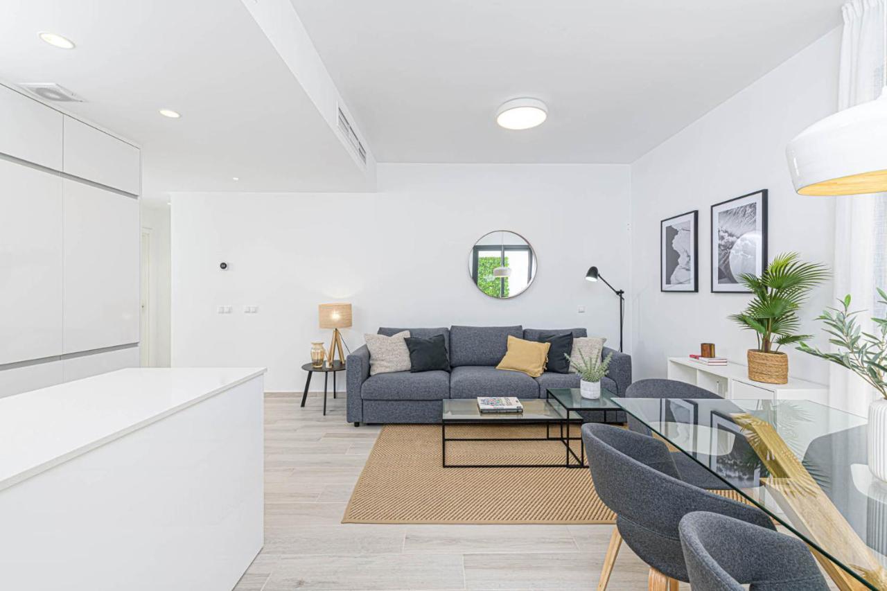 Constancia Apartment In Malaga By Solaga Holiday Homes Dış mekan fotoğraf