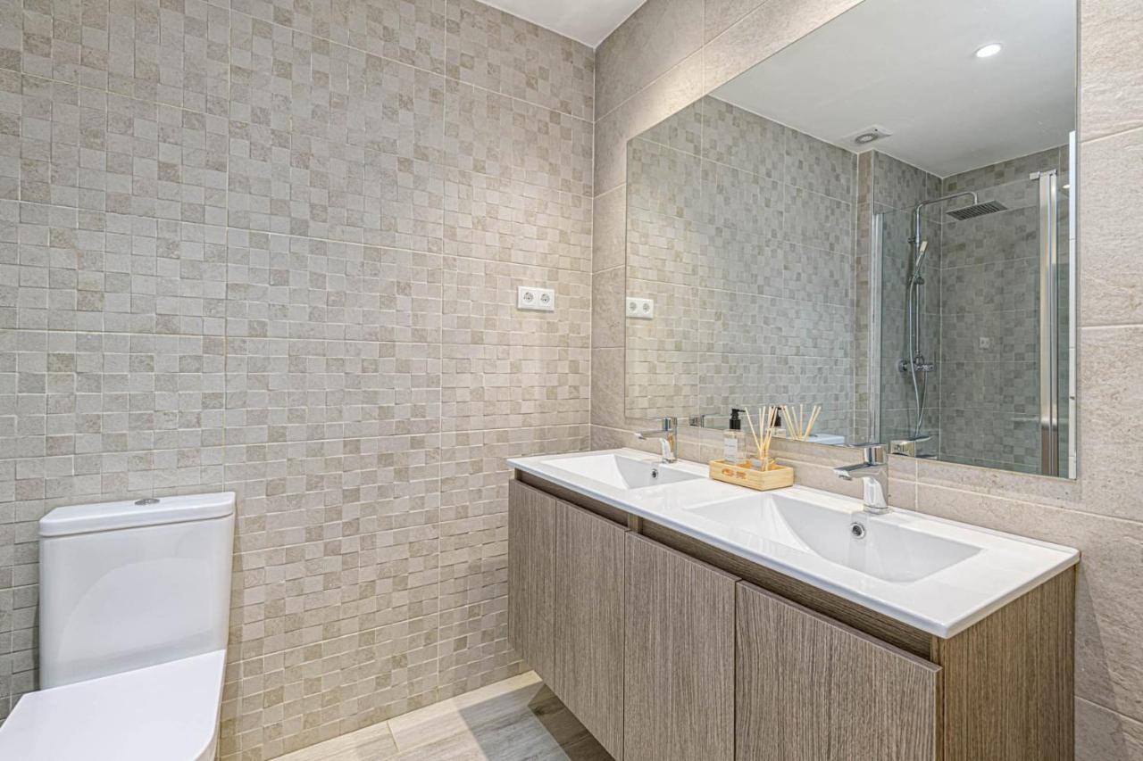 Constancia Apartment In Malaga By Solaga Holiday Homes Dış mekan fotoğraf